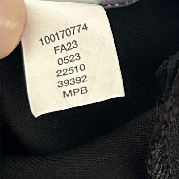 ON 34th Black Boot Cut kick flare Ponte Ankle Pants Size Medium - Picture 9 of 13